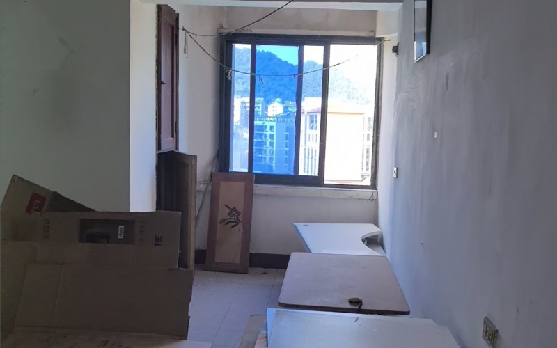 貴州省機(jī)關(guān)事務(wù)管理局國有資產(chǎn)管理服務(wù)中心貴陽市云巖區(qū)護(hù)國路153號(hào)3單元8層2號(hào)住宅招租